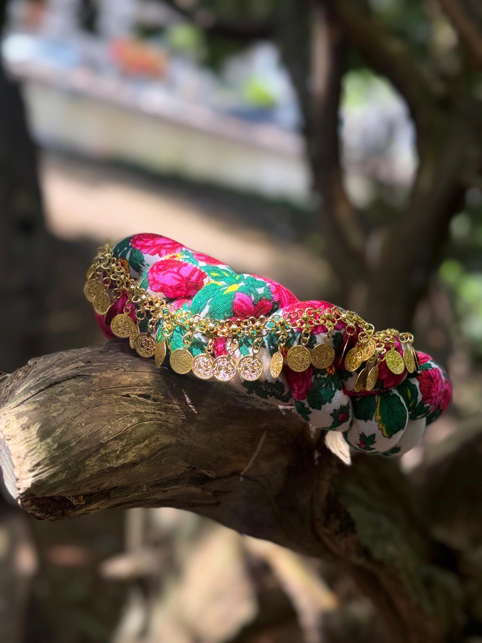 Blossom Gold Kurdish Crown