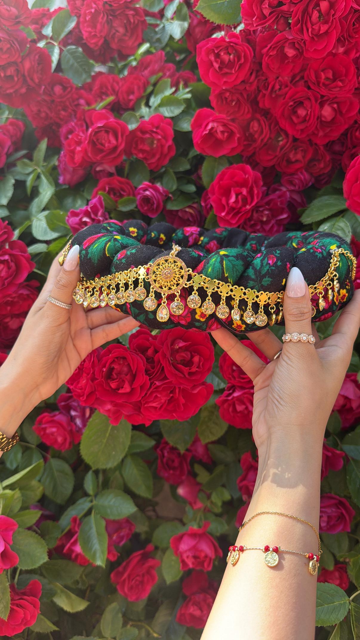 Midnight Rose Kurdish Crown