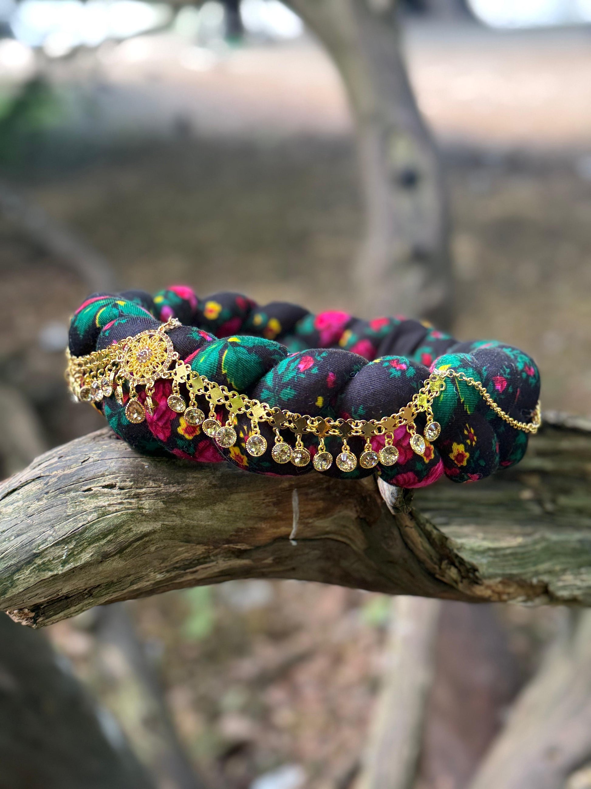 Midnight Rose Kurdish Crown